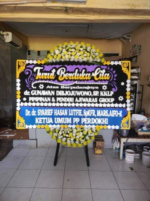 Papan Bunga di Wonorejowetan Butuh
